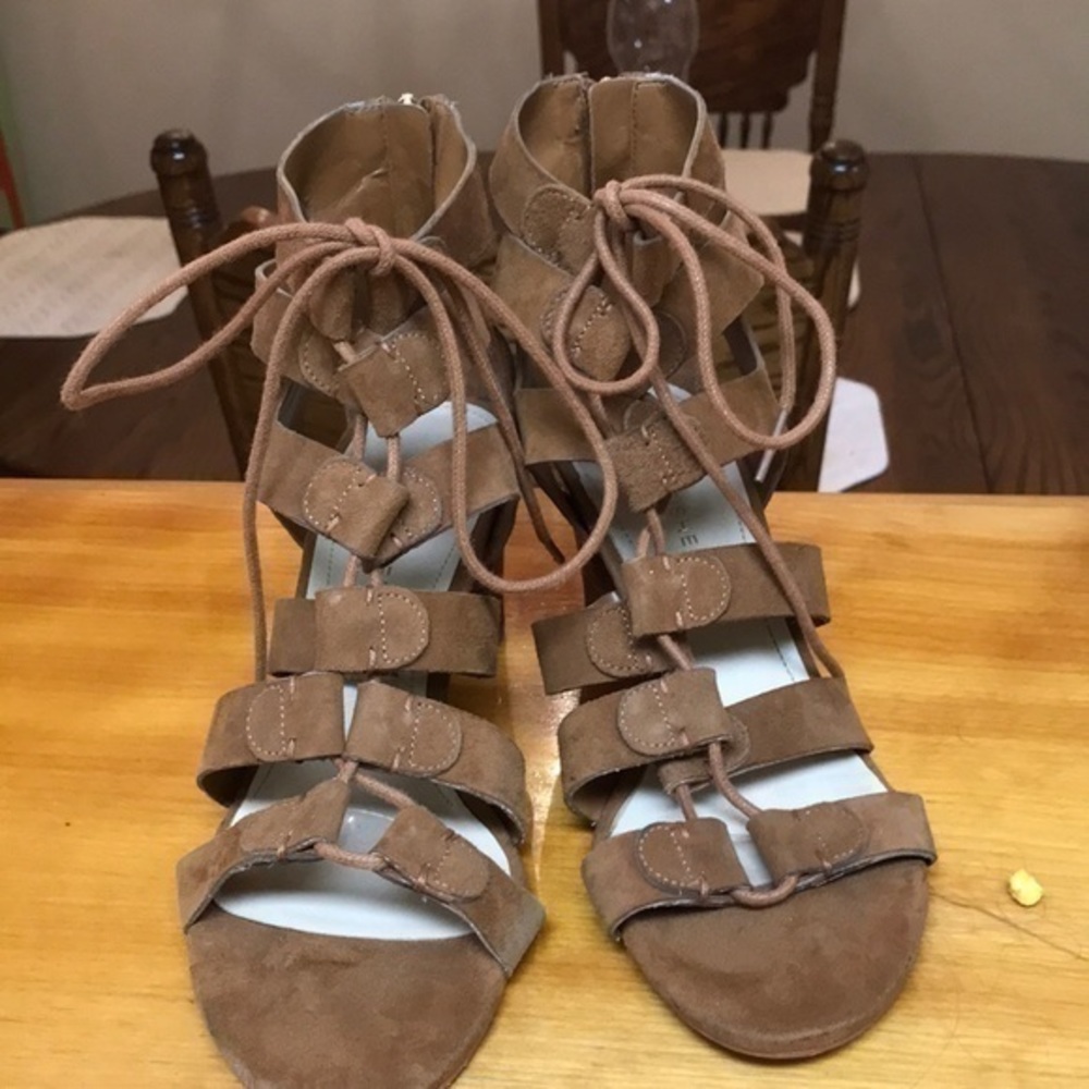 Marc Fischer brown suede tie arch zipper heel back size 6 1/2 inch heel.